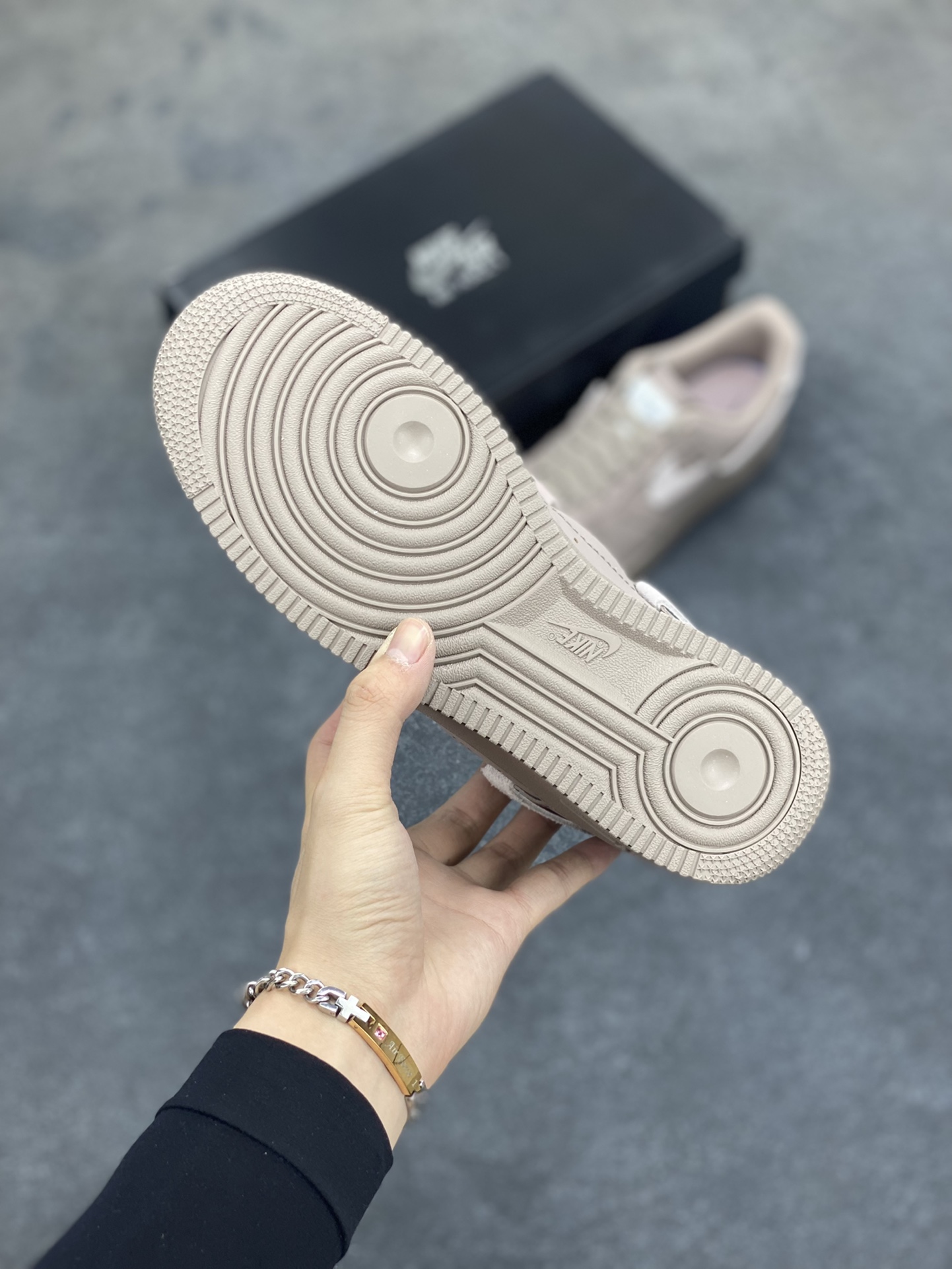 图片[5]-福利特价 全掌气垫🔥 NK Air Force 1 空军一号 断勾 原楦头原纸板 打造纯正空军版型#专注外贸渠道 全掌内置蜂窝气垫 #原盒配件 原厂中底钢印、拉帮完美 货号：DH2869-200 尺码：36 36.5 37.5 38 38.5 39 40 40.5 41 42 42.5 43 44 44.5 45-选品中心