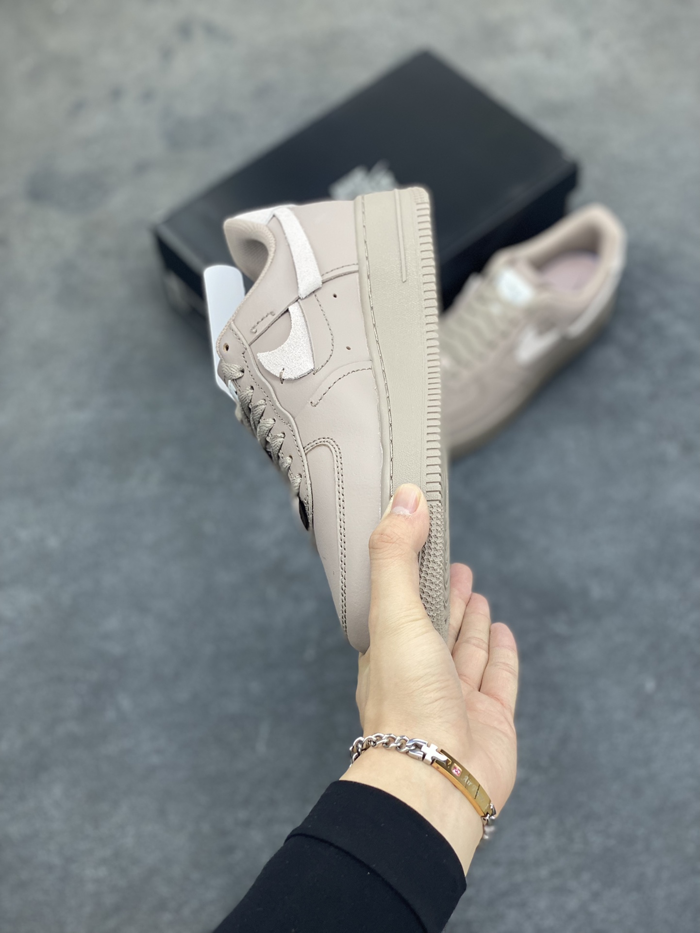 图片[3]-福利特价 全掌气垫🔥 NK Air Force 1 空军一号 断勾 原楦头原纸板 打造纯正空军版型#专注外贸渠道 全掌内置蜂窝气垫 #原盒配件 原厂中底钢印、拉帮完美 货号：DH2869-200 尺码：36 36.5 37.5 38 38.5 39 40 40.5 41 42 42.5 43 44 44.5 45-选品中心