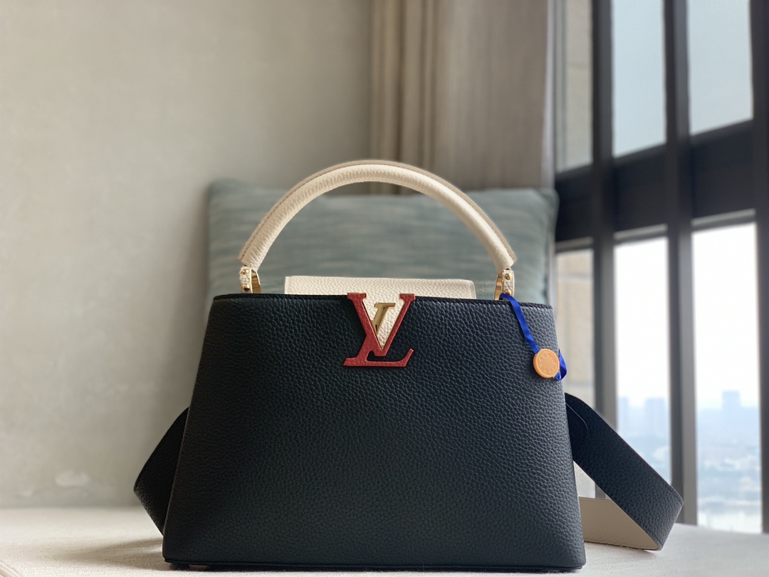 Louis Vuitton Purchasing agent for special premium quality original leather