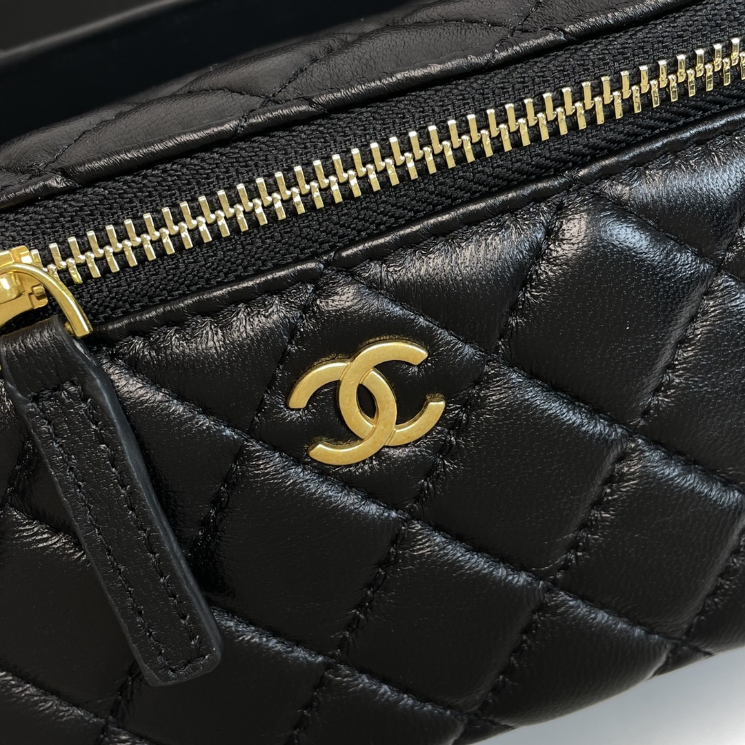 Chanel2021秋冬新品金球化妆小盒子小型收纳盒原版五金进口羊皮出街打开能补妆关上能拗造型就算放家里