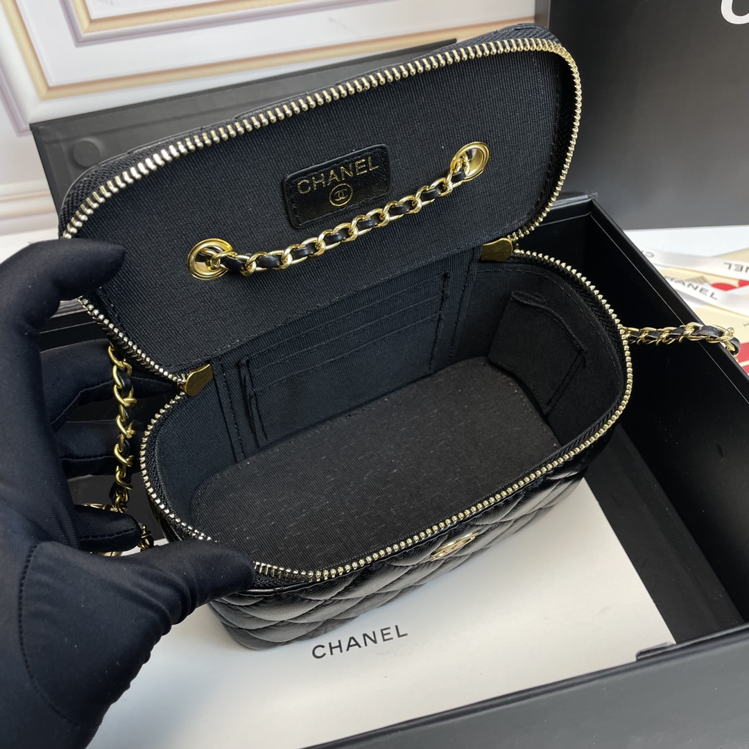 Chanel2021秋冬新品金球化妆小盒子小型收纳盒原版五金进口羊皮出街打开能补妆关上能拗造型就算放家里