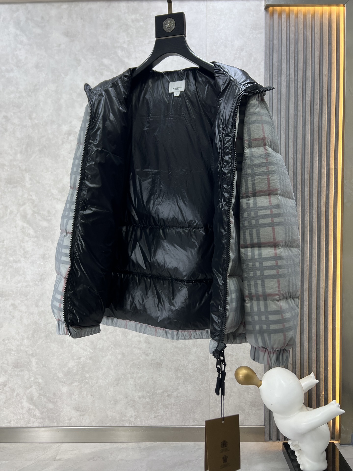 ， 巴宝莉 秋冬新款🆕羽绒服 原版11订制五金配件全进口原版定制 欢迎专柜对比 绝对的高品质 采用顶级9