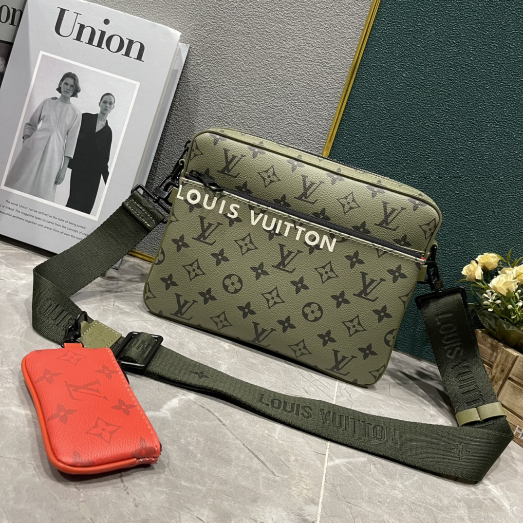 Louis Vuitton Crossbody & Shoulder Bags Messenger Bags Green Red Monogram Canvas Fabric Fall/Winter Collection M23783