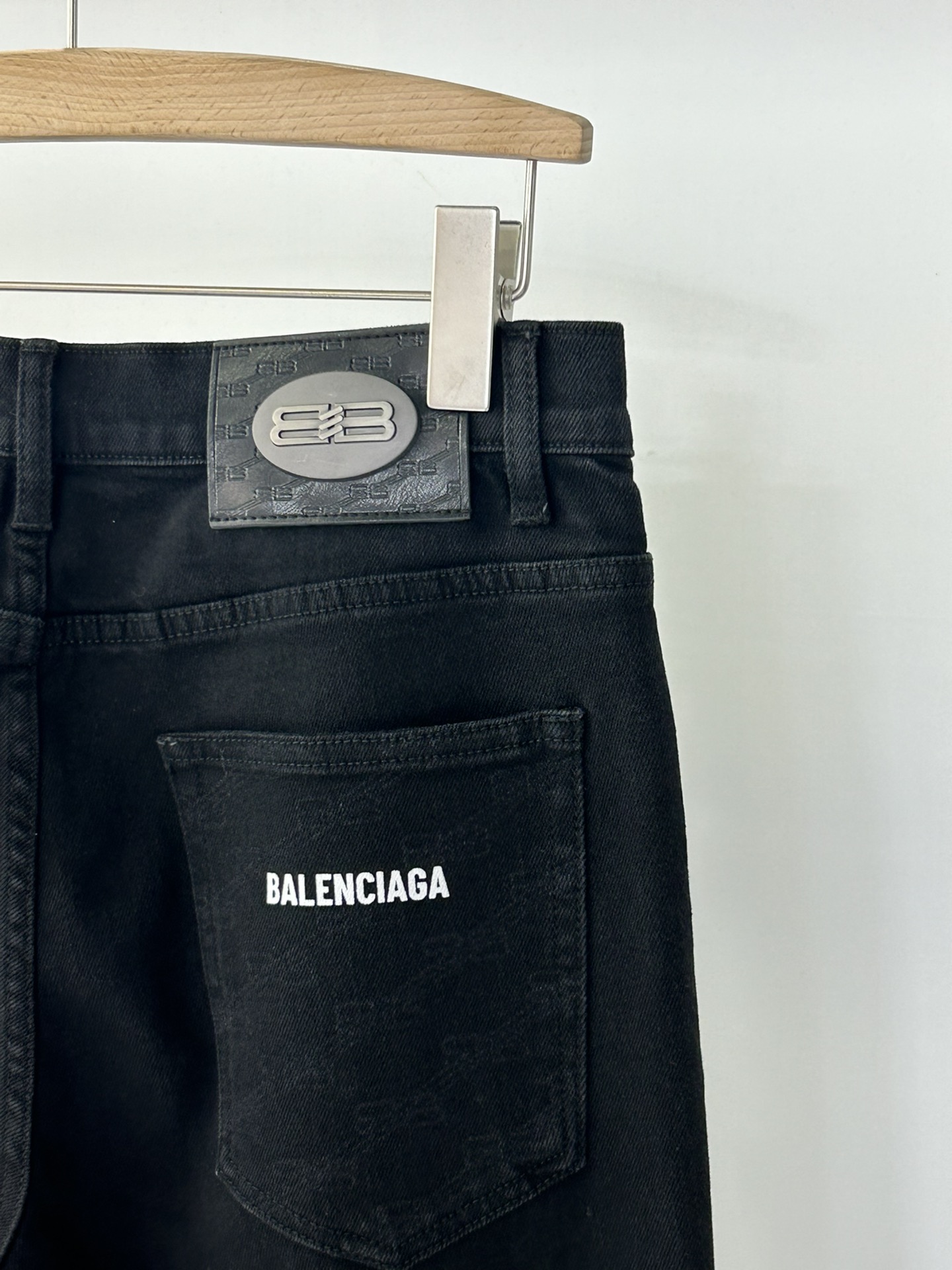 新款Balen高端定制24SS春夏最新款原单牛仔裤柜台同步发售原版定制复刻客供五金辅料原单品质进口牛仔面