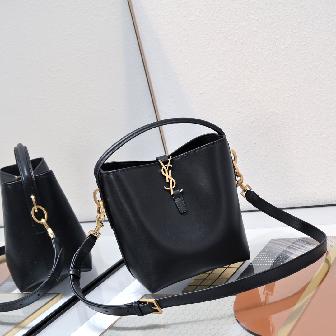 Yves Saint Laurent Le 37 Emmer Tas Klein - Elegant en Tijdloos Design