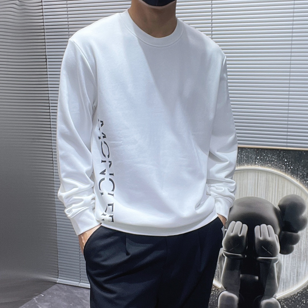    蒙口  moncler  ss早秋新款 长袖 圆领 卫衣，高端版本！专柜定制面料 透气舒适度高，细