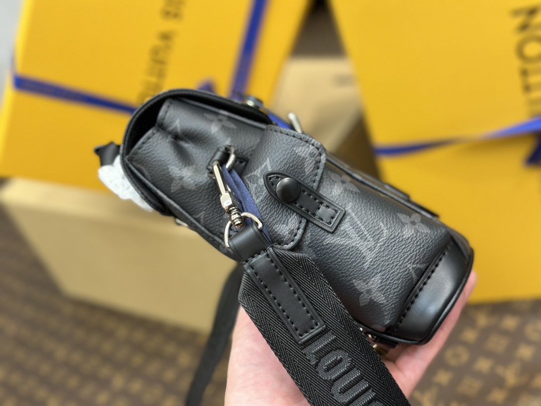 路易威登 Louis Vuitton 高定典藏名品高定成衣时装外套连衣裙衬衫T恤 #70B636DA 3