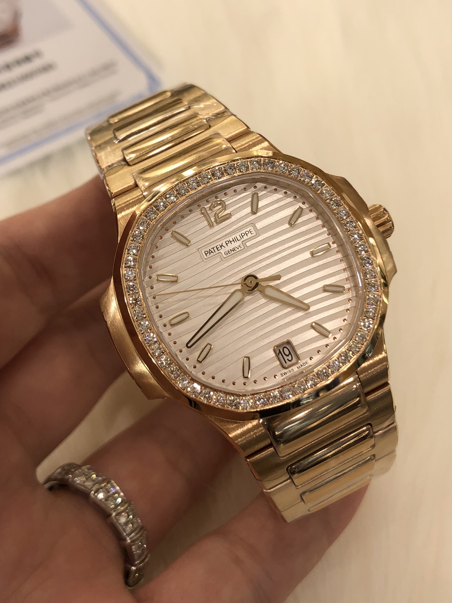 NO:725849,uus factory inlaid Patek Philippe Nautilus perfect,19860909uus厂 镶嵌百达斐丽鹦鹉螺 perfect,,Watch