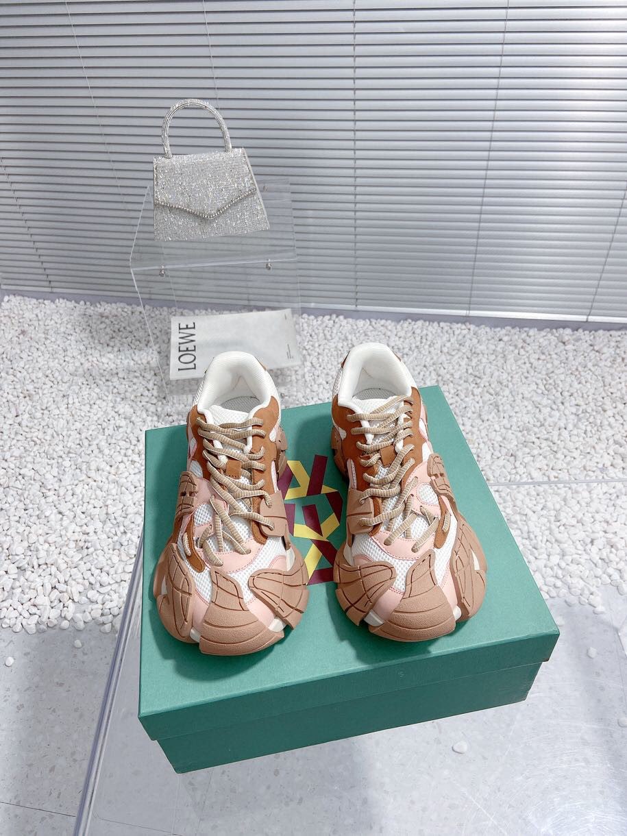 Futuristic Shoes by Camperlab: Stylish Performance Footwear for Men and Women - 图片 2