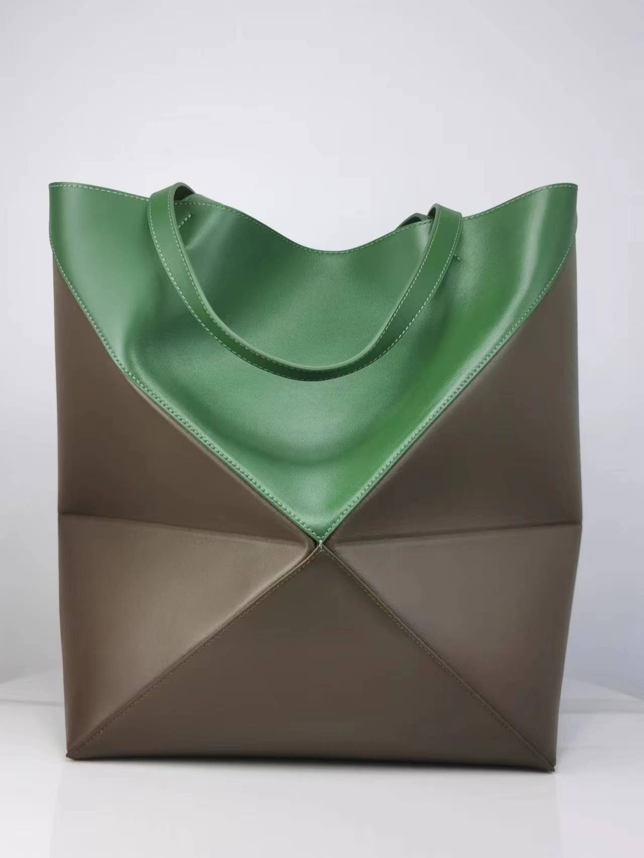 Loewe Puzzle Fold Large Tote Bag in Glossy Calfskin Leather, Green/Brown 4 i1697822560 1787 2