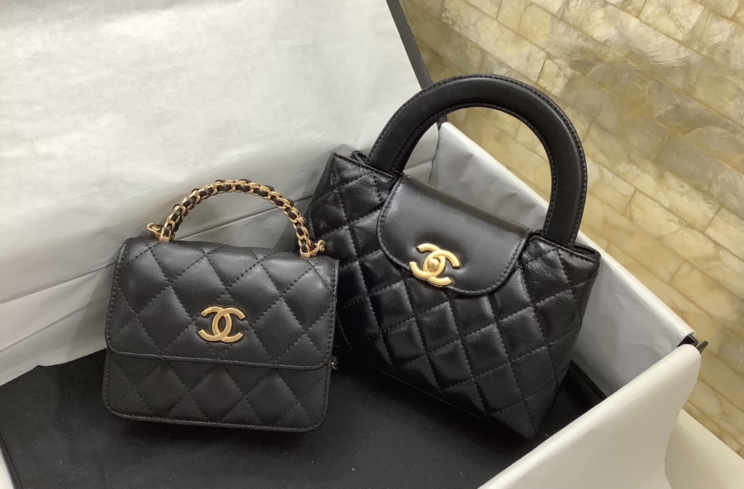 Chanel Bolsos cruzados y bandoleras Cuero de cera aceite Vintage Cadena