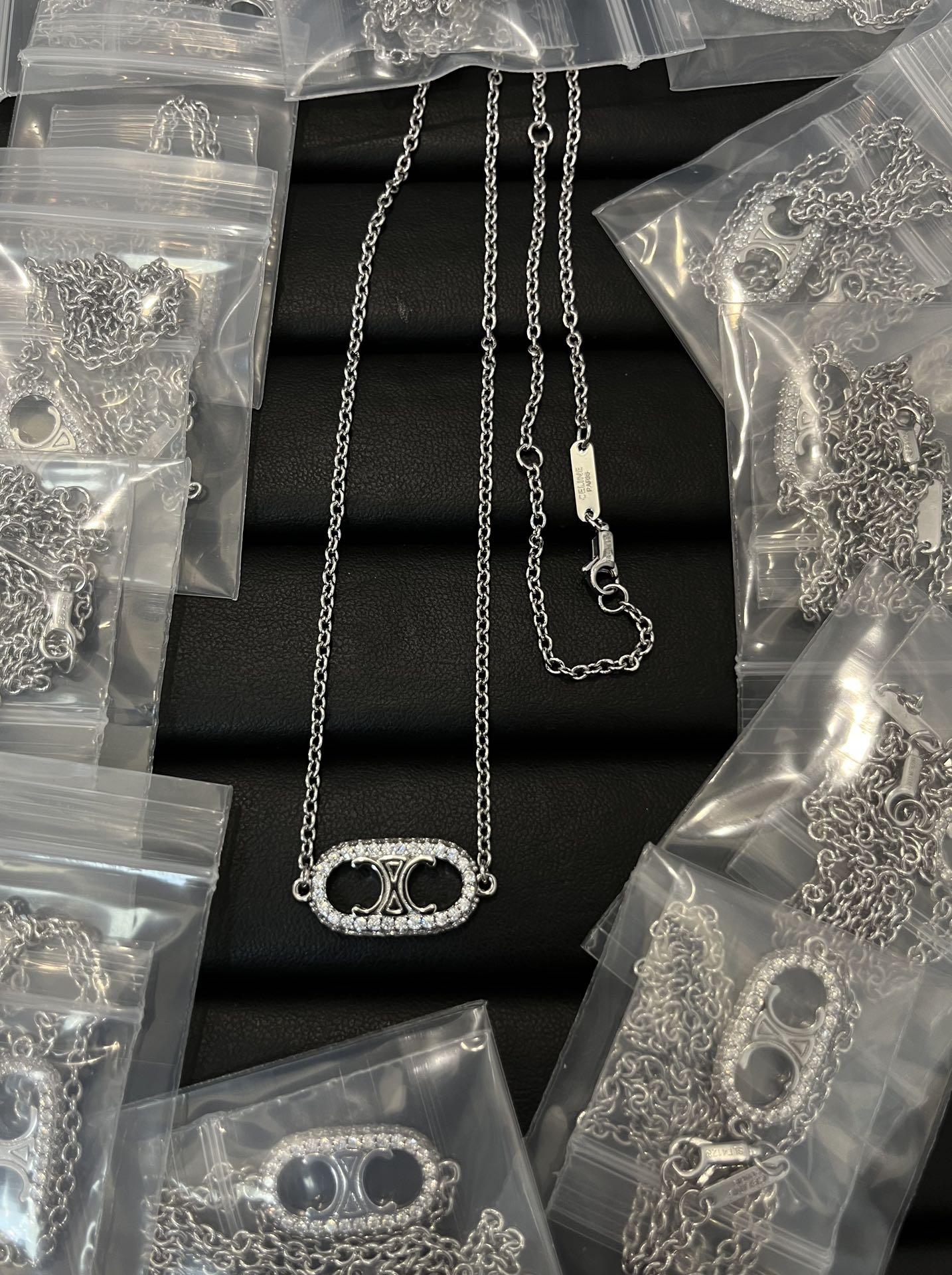 NO:101076,Celine Arc de Triomphe full diamond necklace bracelet, Celine, necklace, bracelet19860909赛琳凯旋门满钻项链手链,塞琳,celine,necklace,bracelet,Jewelry