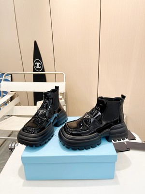 Best AAA+ Prada Short Boots New Designer Replica Cowhide Patent Leather Fall/Winter Collection