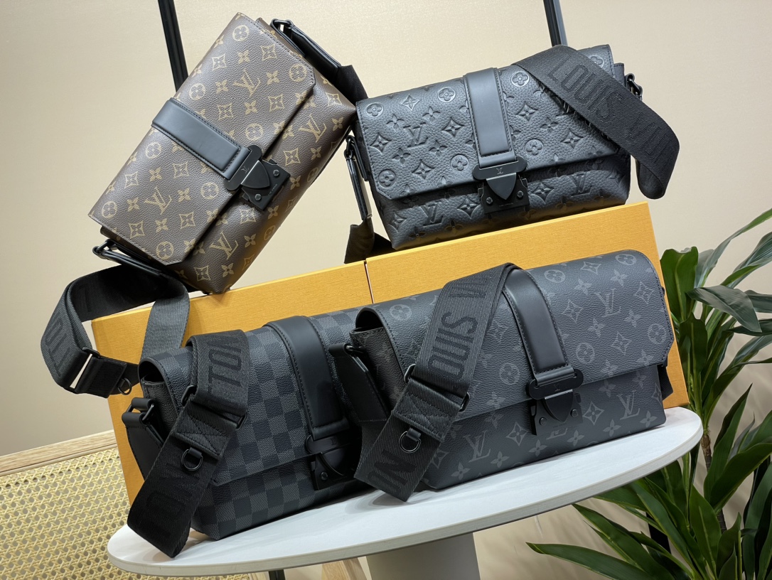 Louis Vuitton LV S-Cape Messenger Bag Official M46794 23741 Collection Picture
