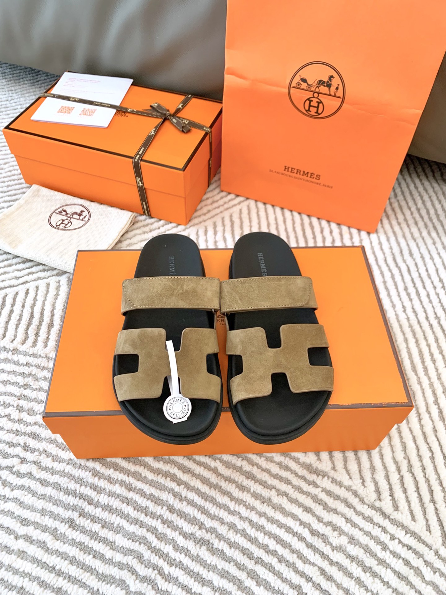 Hermes Sapatos Sandálias Mulheres Homens Chamas Couro de vaca Pele carneiro TPU Colecção Verão Fashion Casual P770900