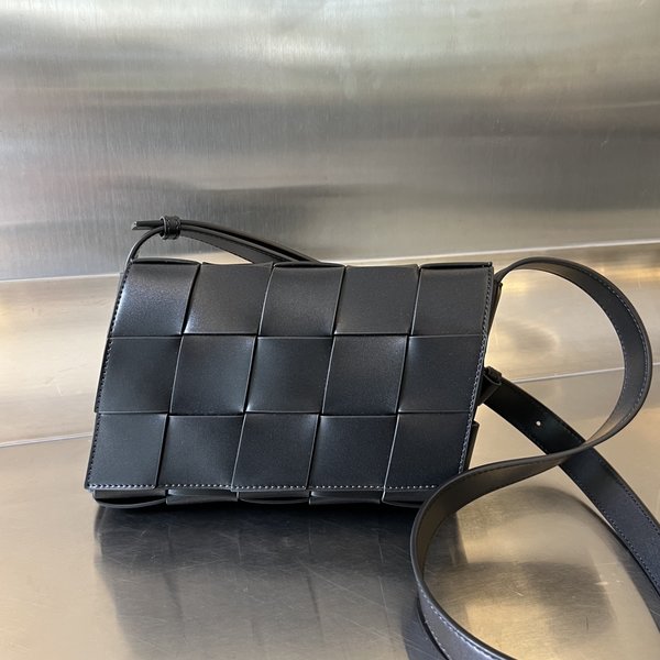 Bottega Veneta BV Cassette Handbags Crossbody & Shoulder Bags High Quality AAA Replica Black Weave Unisex