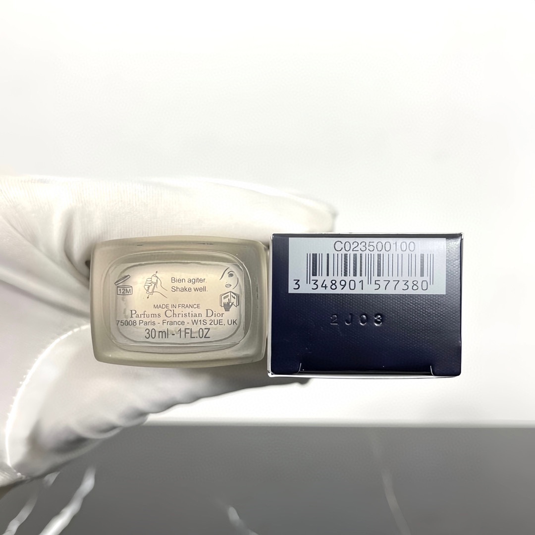 明通版迪奥锁妆粉底液30ml,可配中文标 5