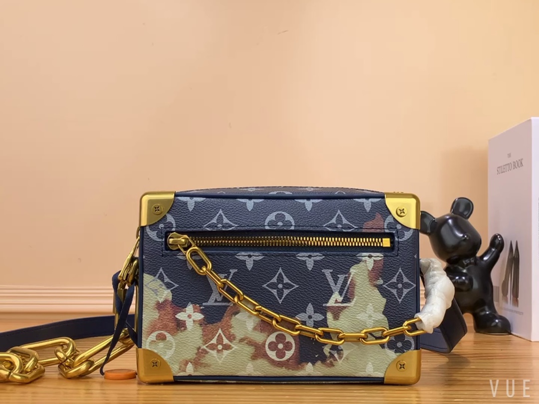 7 Star
 Louis Vuitton LV Soft Trunk Bags Handbags Blue Rose Taurillon Mini M23731
