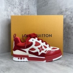 🔥New model on the shelves🔥The top version of Louis Vuitton 23ss SK8 bread skate shoes. Judging from the name, it is a new skate shoe. Compared with mid-to-high-top basketball shoes, this kind of casual sports shoes is the more preferred item by sneaker enthusiasts. The outside of the midsole of the shoe continues LV's three Logo patterns. There is a large four-leaf clover pattern on the side of the shoe, and there is a round cartoon font on the heel. Code number: 38-45 1 🔥New model on the shelves🔥The top version of Louis Vuitton 23ss SK8 bread skate shoes. Judging from the name, it is a new skate shoe. Compared with mid-to-high-top basketball shoes, this kind of casual sports shoes is the more preferred item by sneaker enthusiasts. The outside of the midsole of the shoe continues LV’s three Logo patterns. There is a large four-leaf clover pattern on the side of the shoe, and there is a round cartoon font on the heel. Code number: 38-45