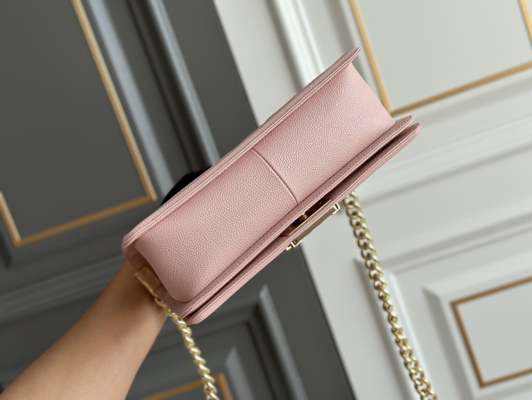 Chanel Enjoy 700 in advance on Double 11