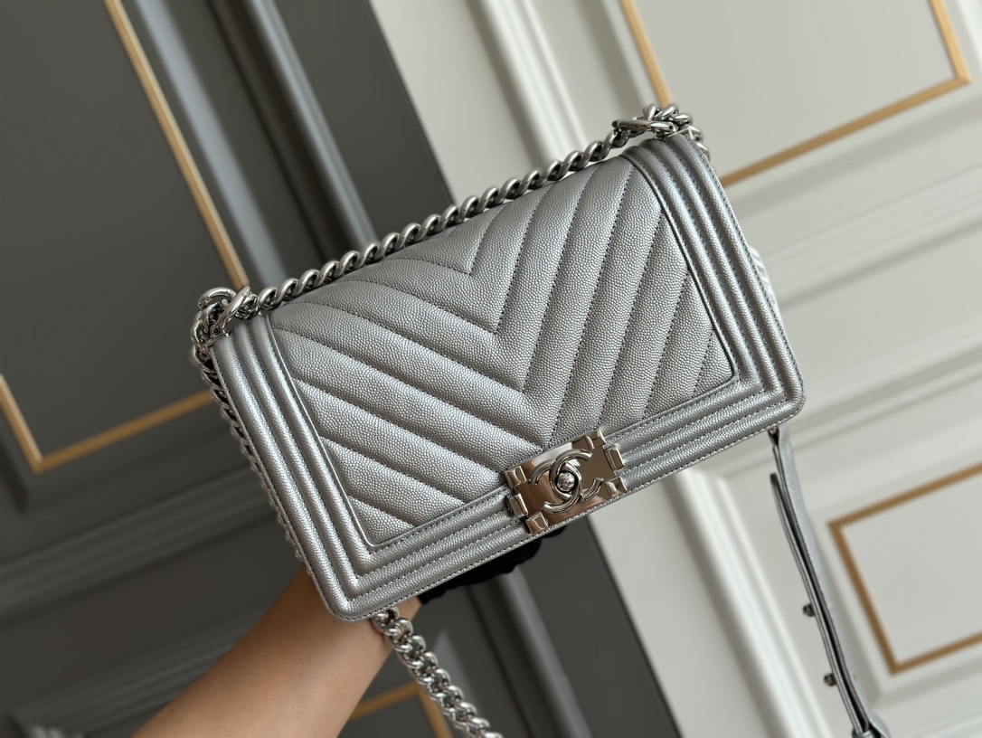 Chanel Enjoy 700 in advance on Double 11