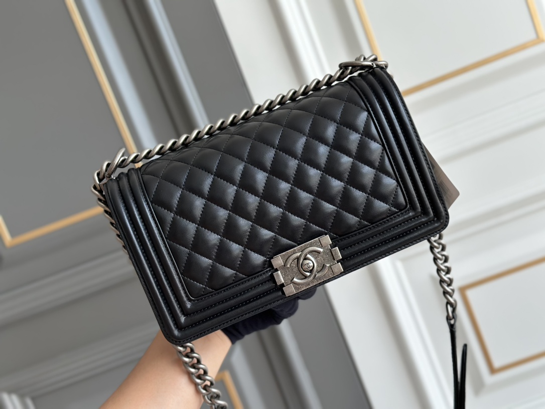 Chanel Enjoy 700 in advance on Double 11
