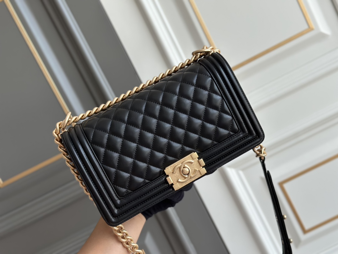 Chanel Enjoy 700 in advance on Double 11