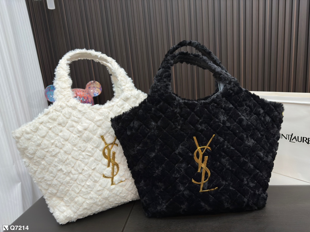 Yves Saint Laurent Sacs Cabas