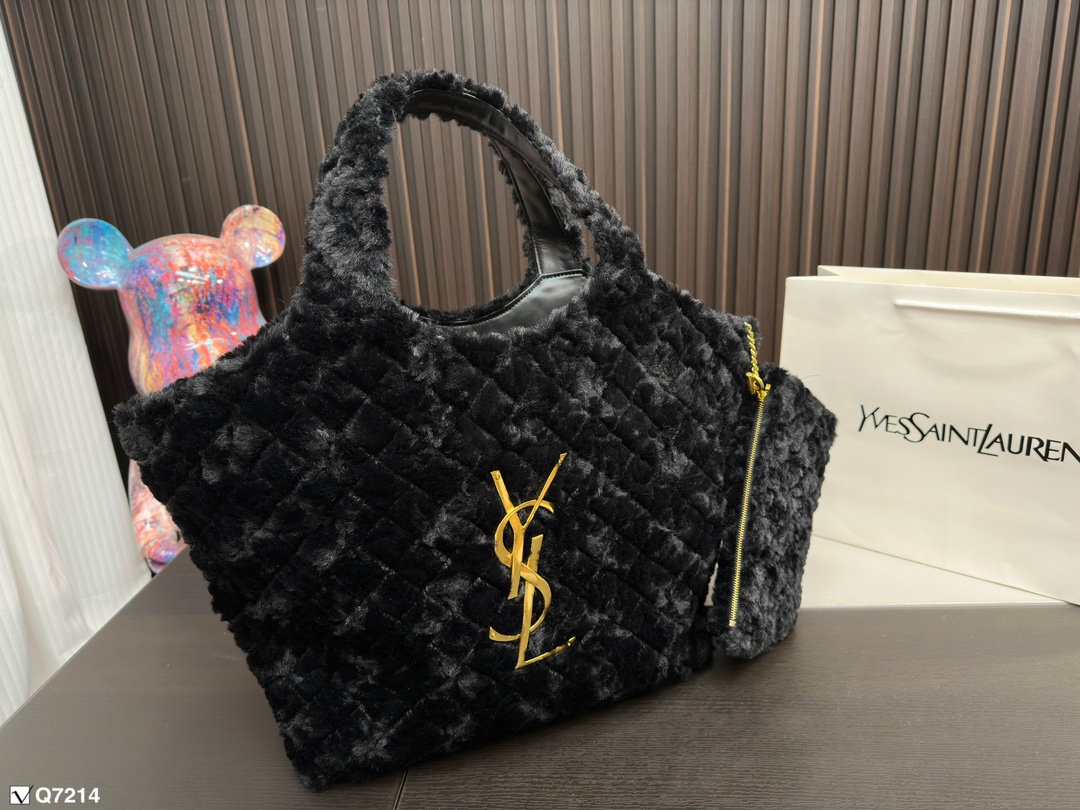 Yves Saint Laurent Sacs Cabas