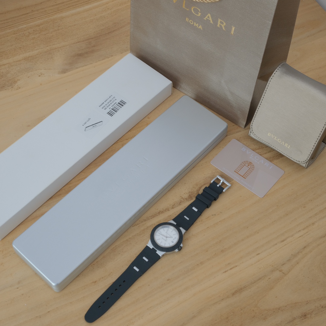 Часы Bvlgari