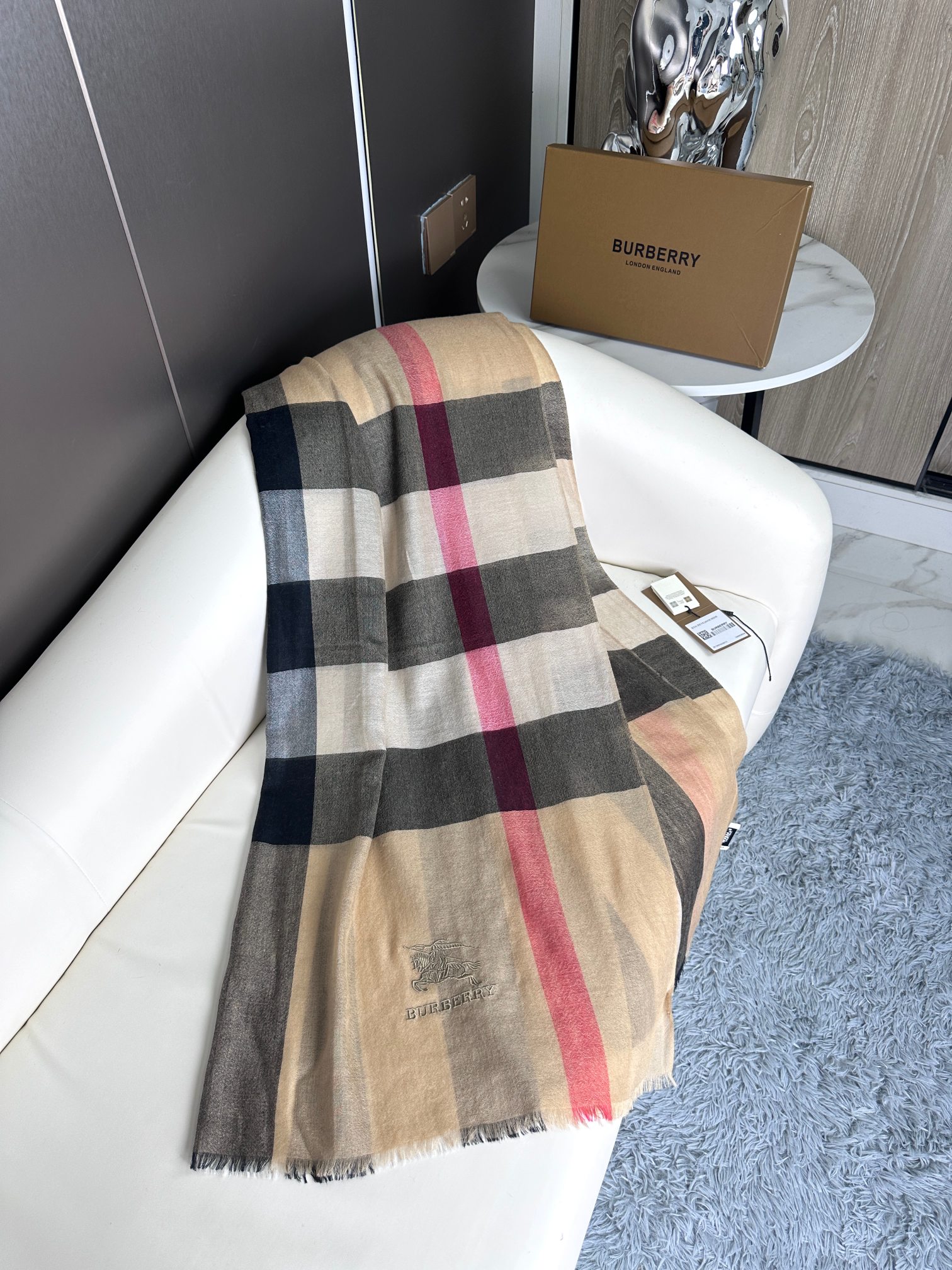 Burberry巴宝莉 2023新款山羊绒围巾