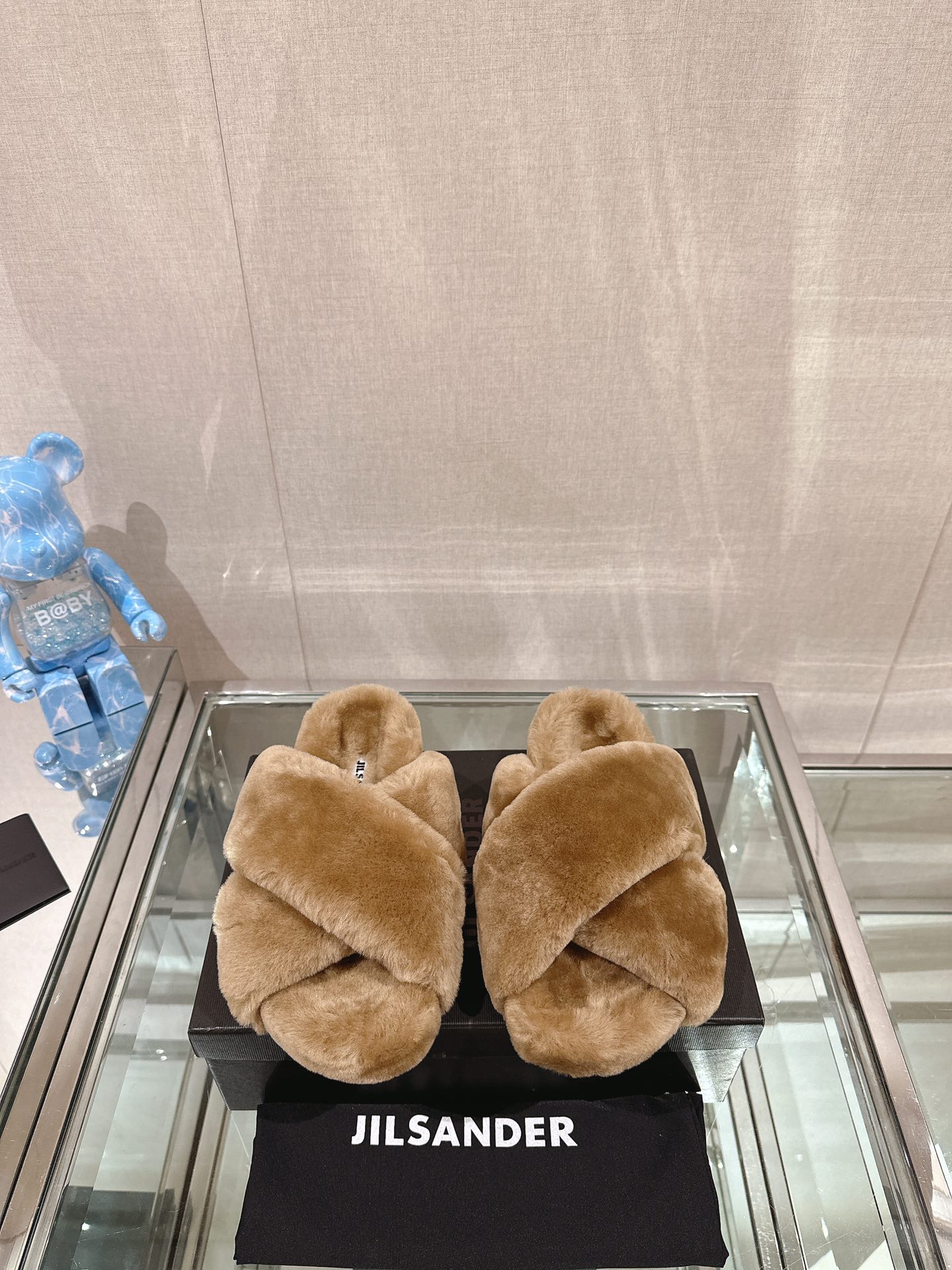 Jill Sande Cross Hair Slippers: Classic Fashion for Home and Outside Comfort