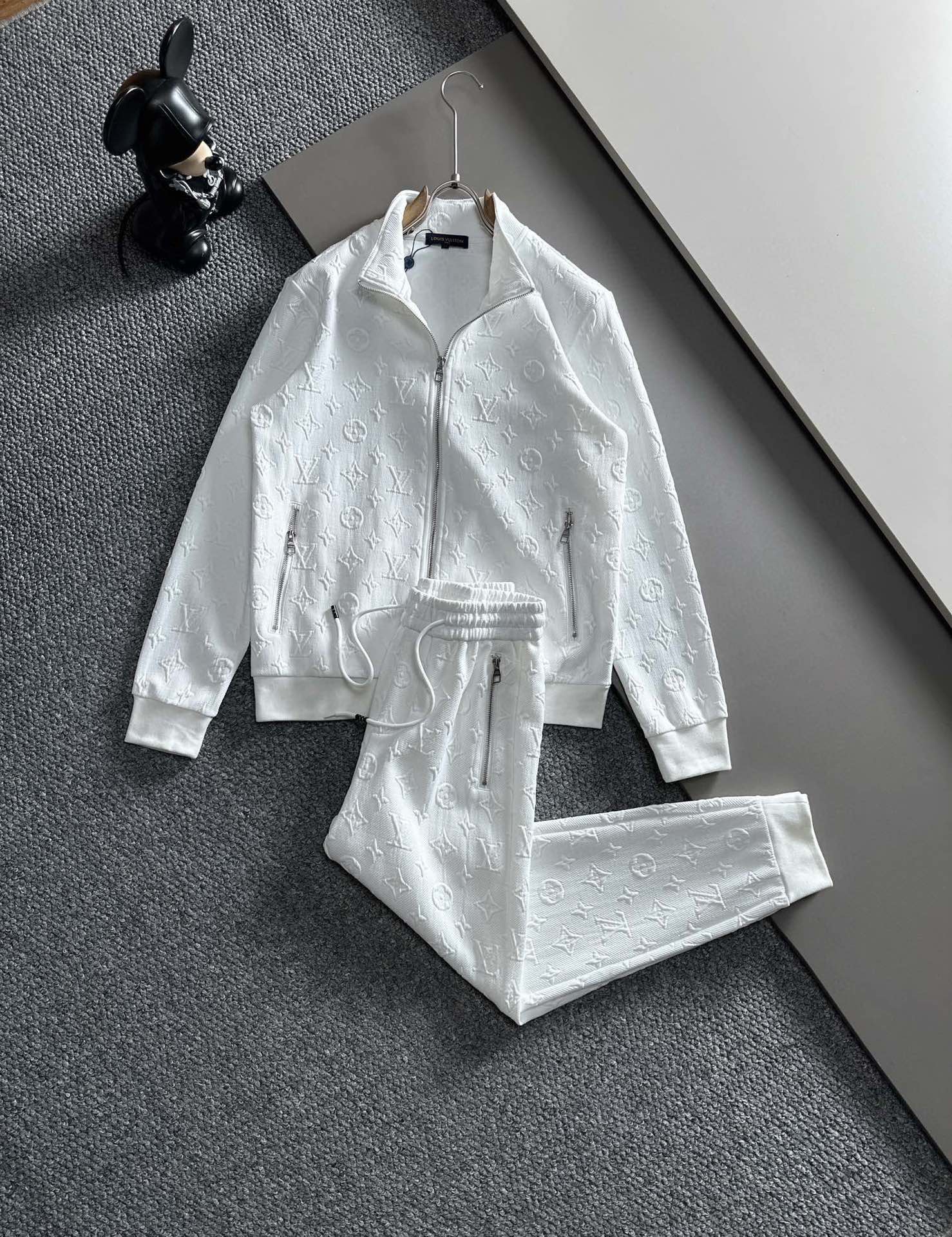 Outlet 1:1 Replica
 Louis Vuitton Clothing Cardigans Sweatshirts Cotton