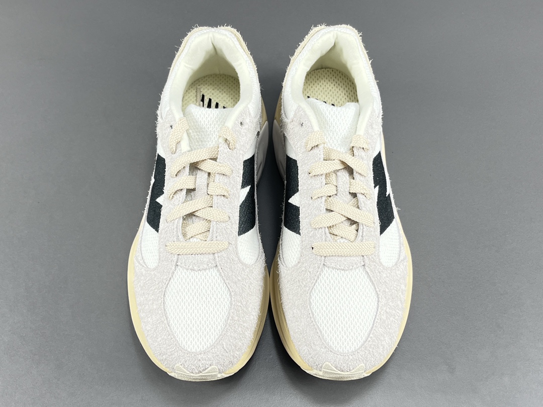 【专柜版：NB】米色 New Balance Warped Runner UWRPDMOB

 尺码：3