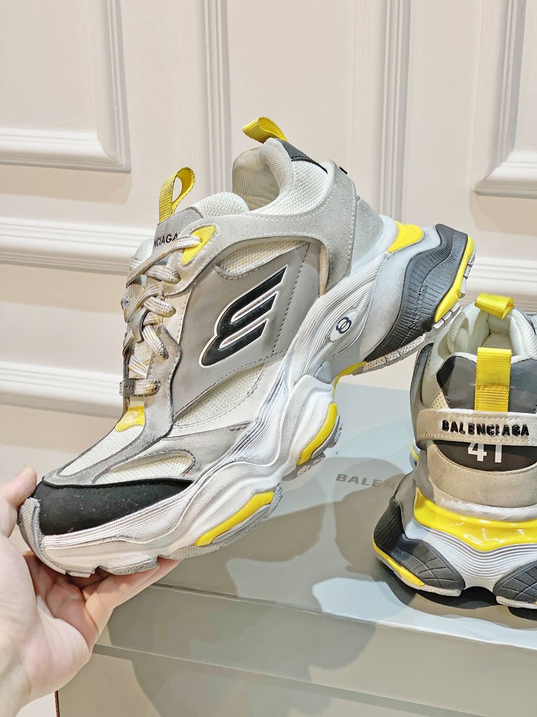 Miniatura 7