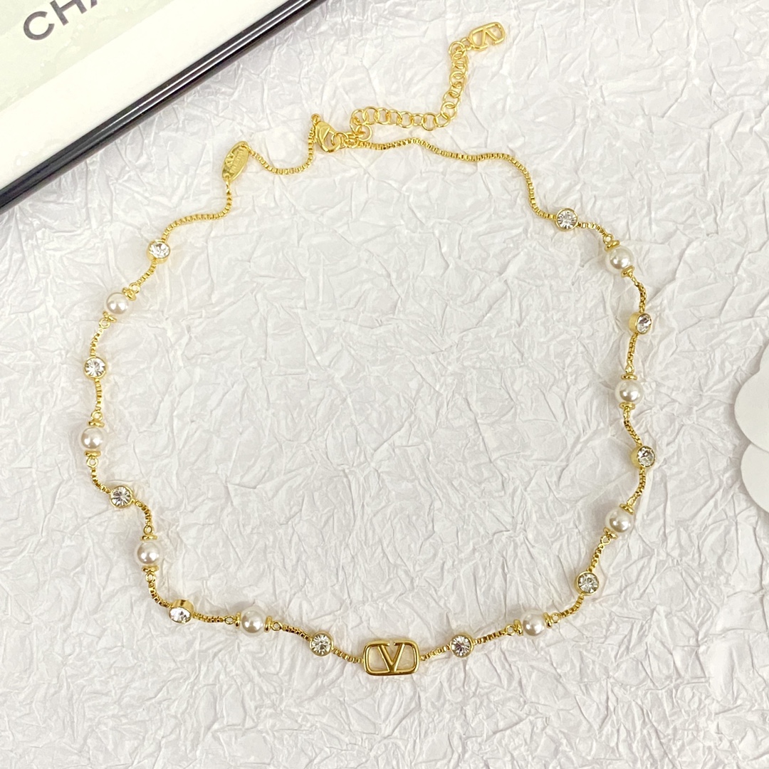발렌티노 목걸이 63480 Valentino Necklace 상세 이미지 4