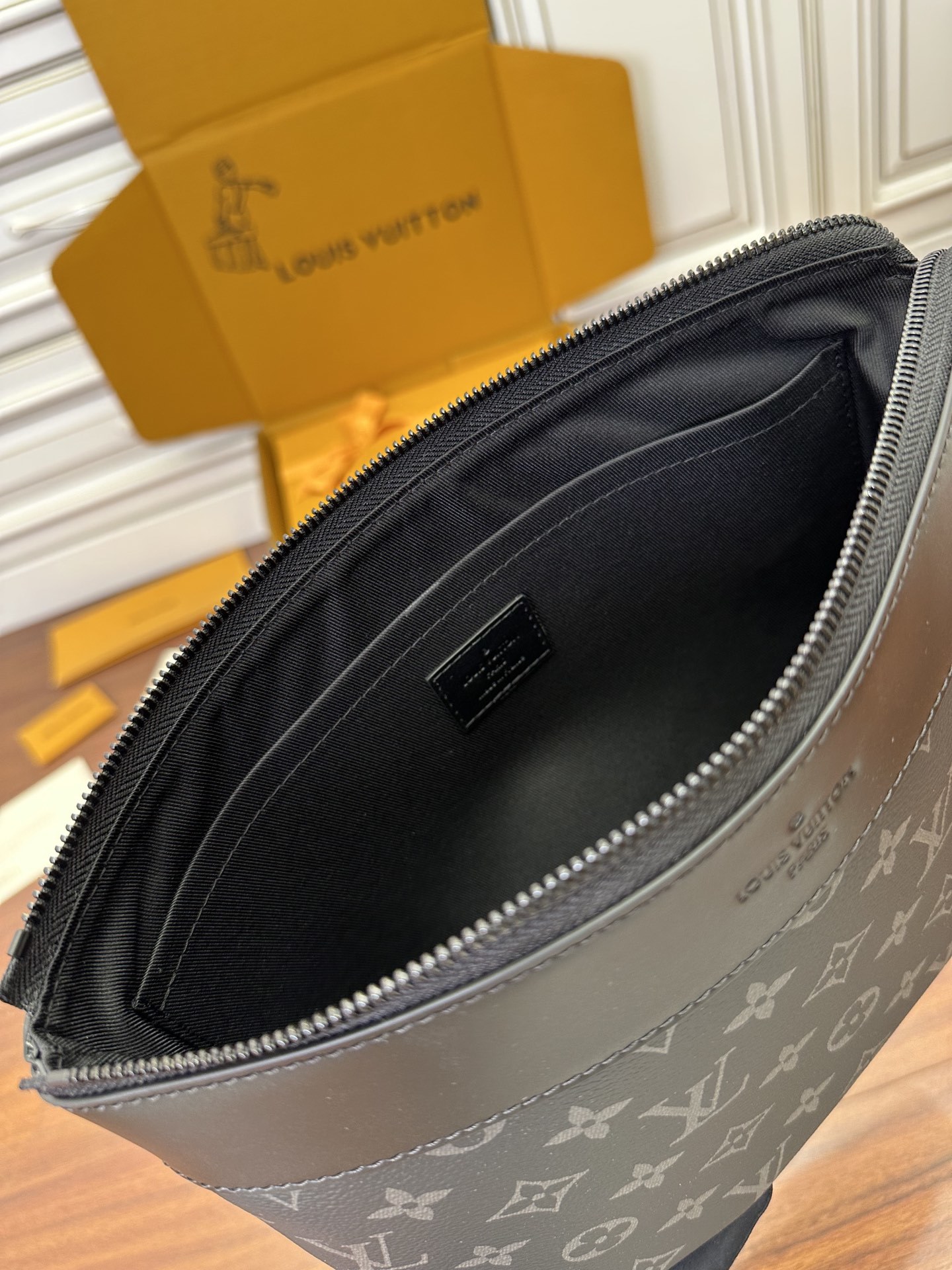 独家首发型号特正版M82543品质全面再次升级专柜同步电子芯片内码新礼盒礼品袋保护纸铜版电子标签合格证皮