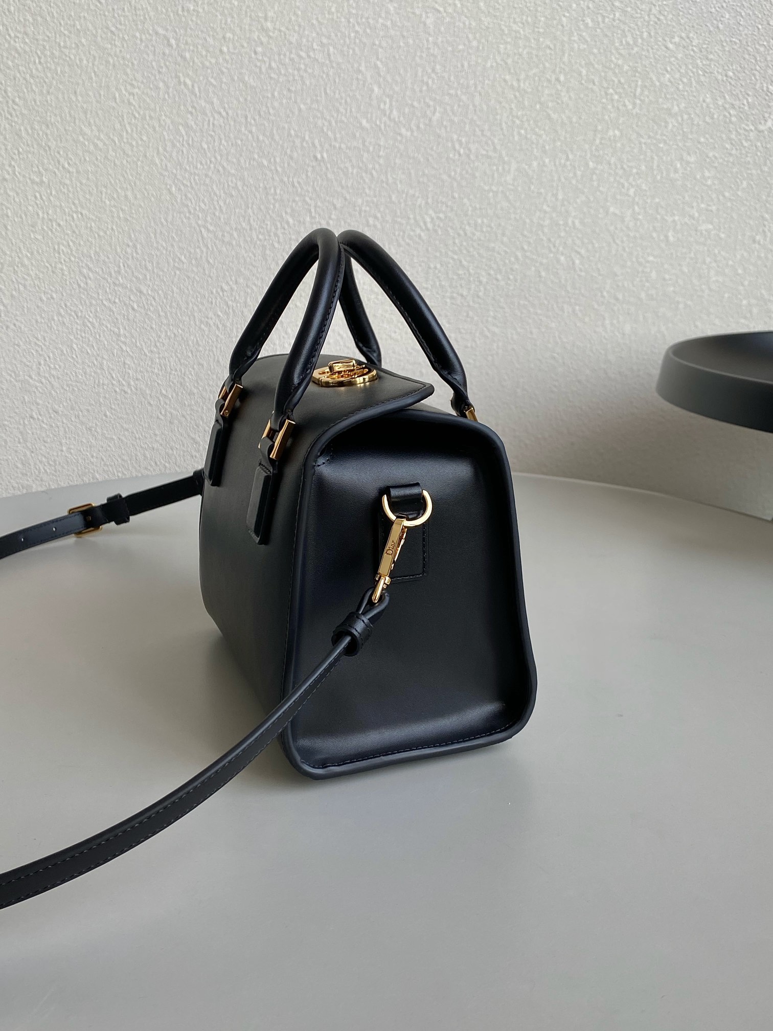 Dior Inspection grade official now on sale All leather black, small size