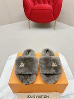 Louis Vuitton Shoes Half Slippers Women Men Lambswool Rubber Sheepskin Wool Fashion