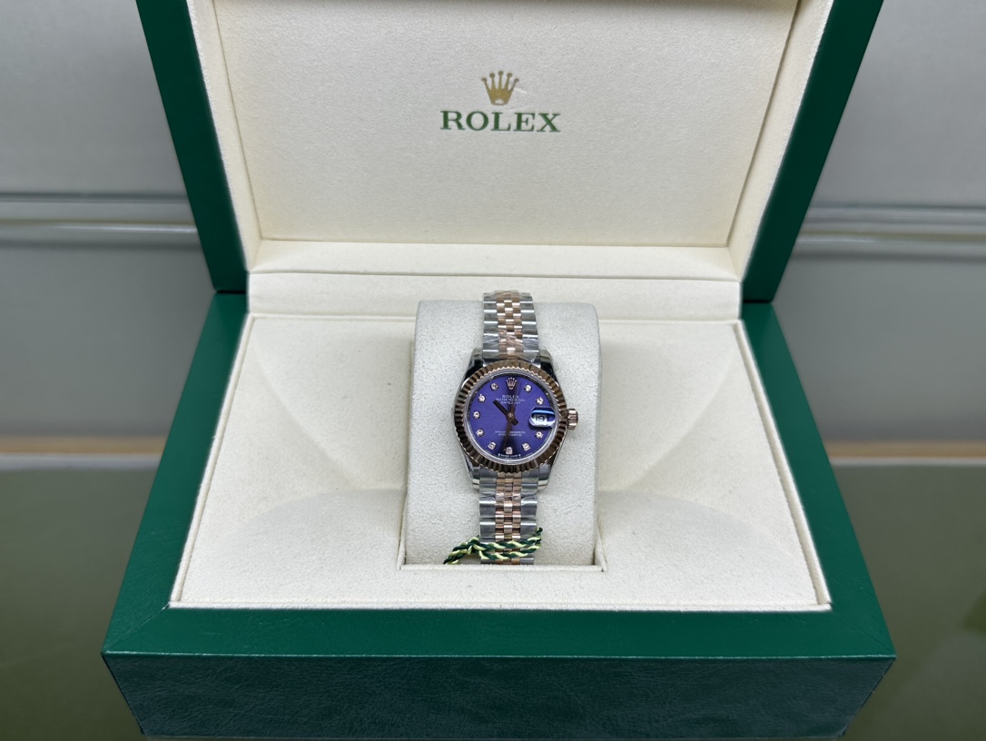 Rolex Datejust Watch Purple Rose Gold Set With Diamonds Fall/Winter Collection