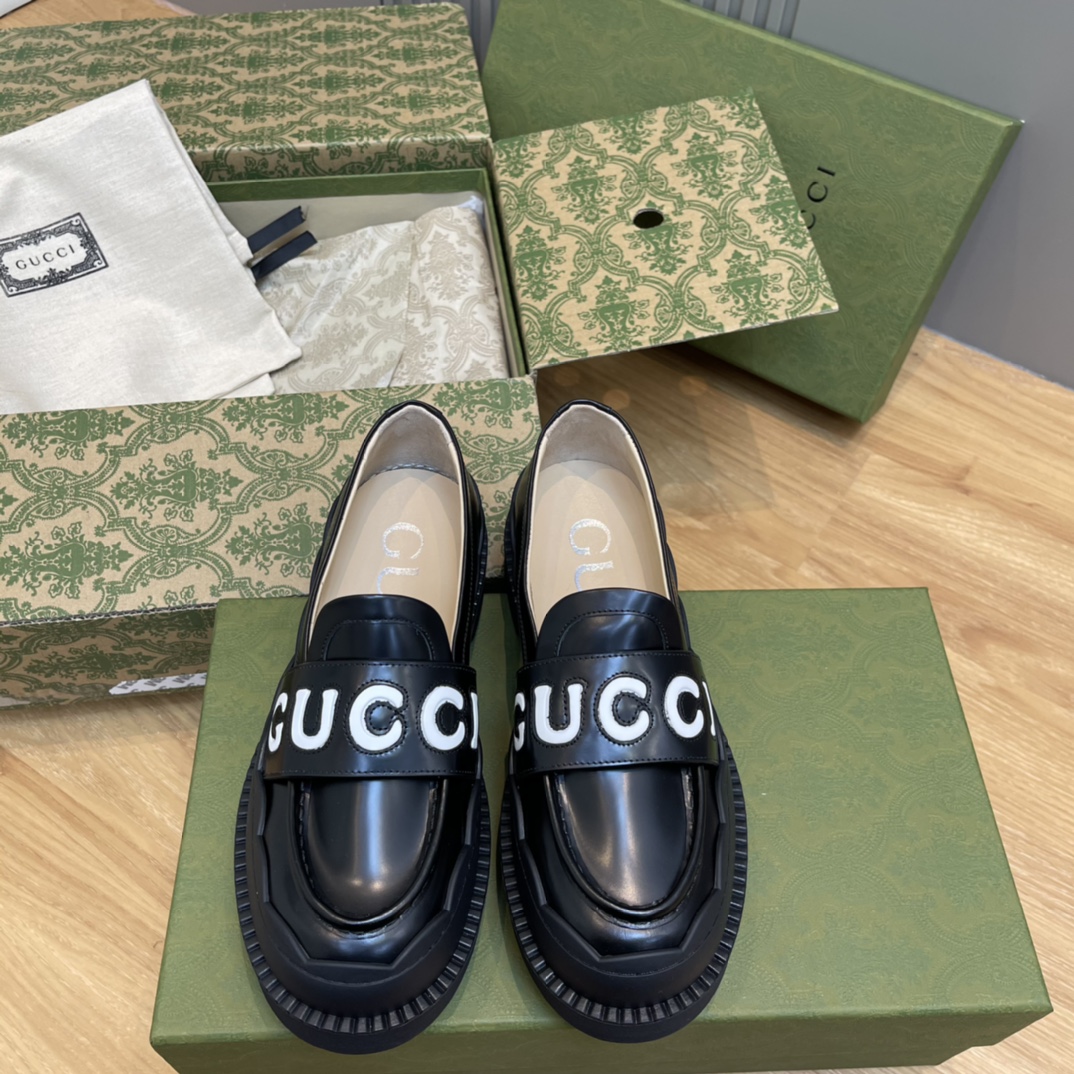 GUCCI Loafers Black Leather Letter Logo Platform