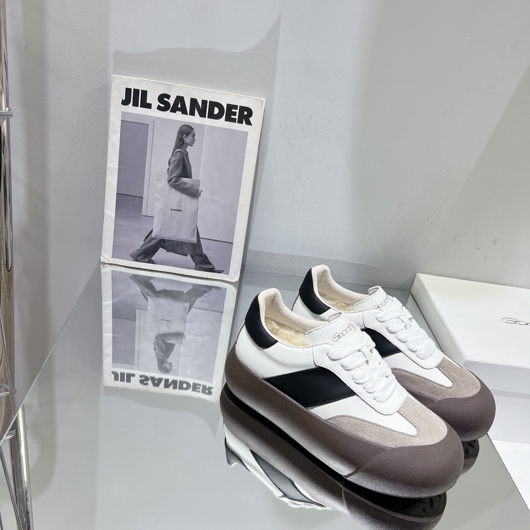[Golden Goose Women