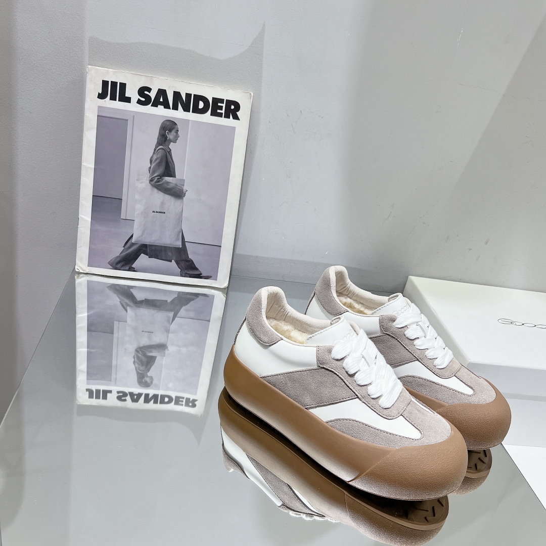 [Golden Goose Women
