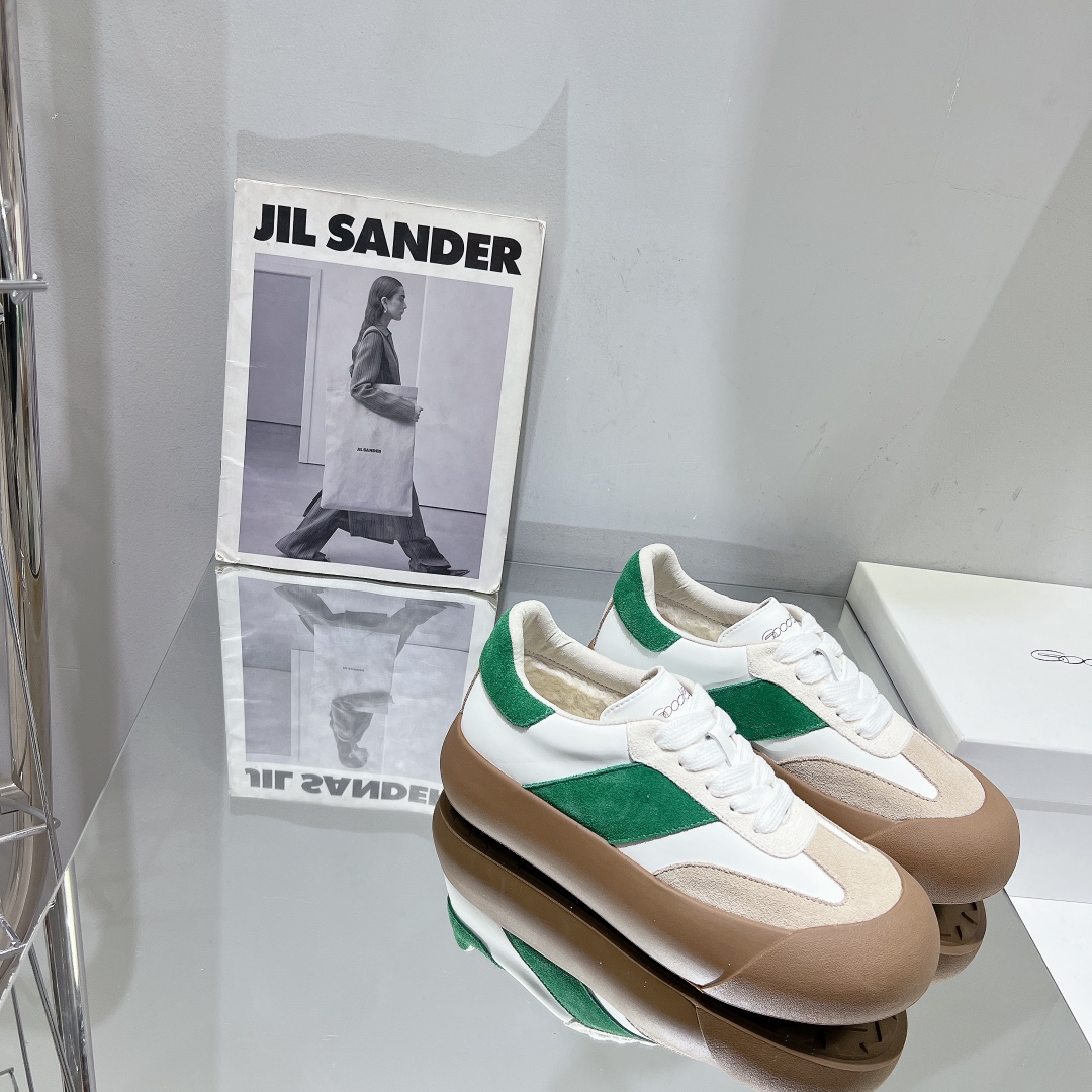[Golden Goose Women