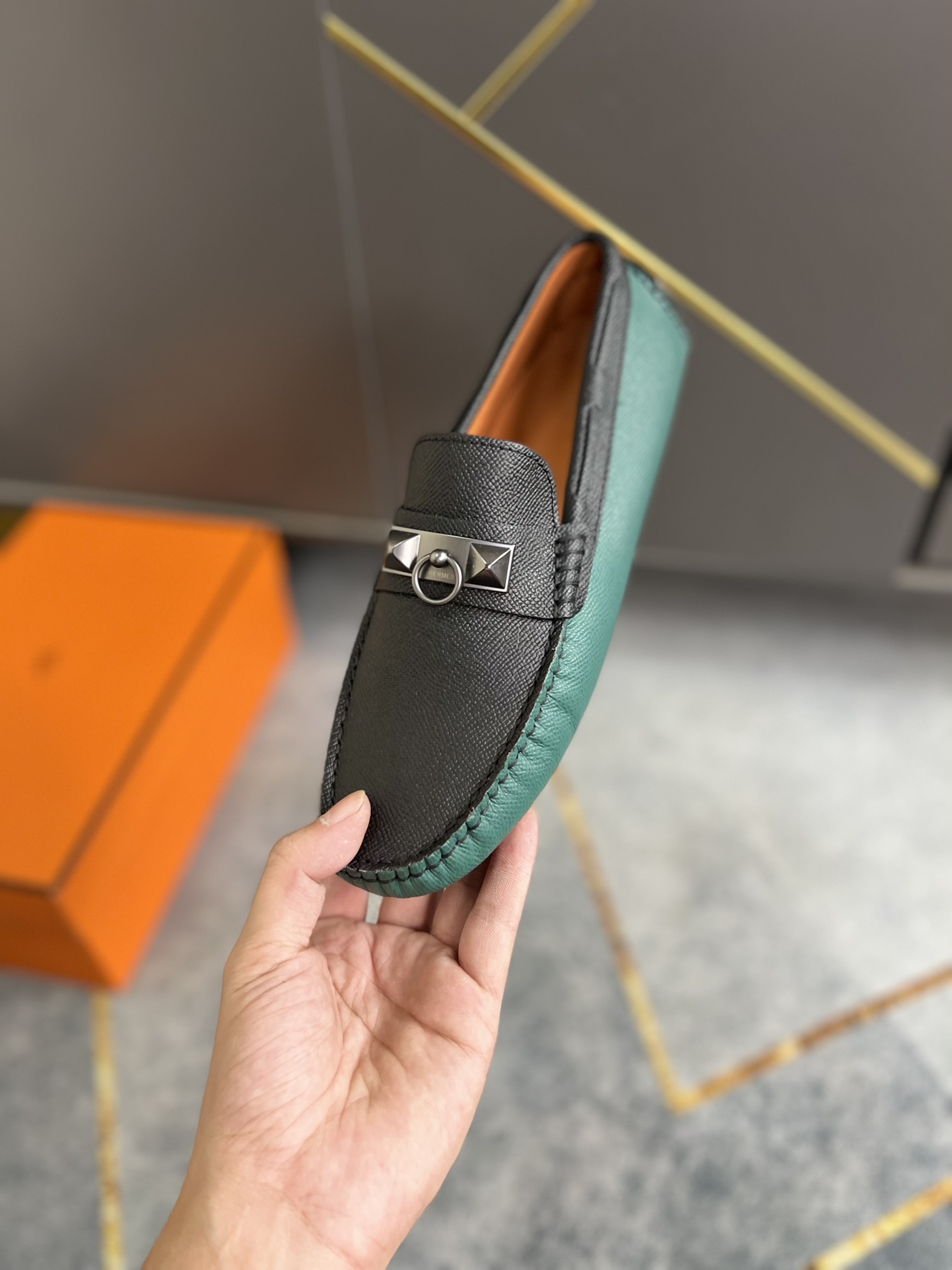 🐰Zapatos de hombre❤️❤️❤️Hermès H zapatos clásicos de alta gama para hombre, piel de vaca importada, cuero suave, cómod…
