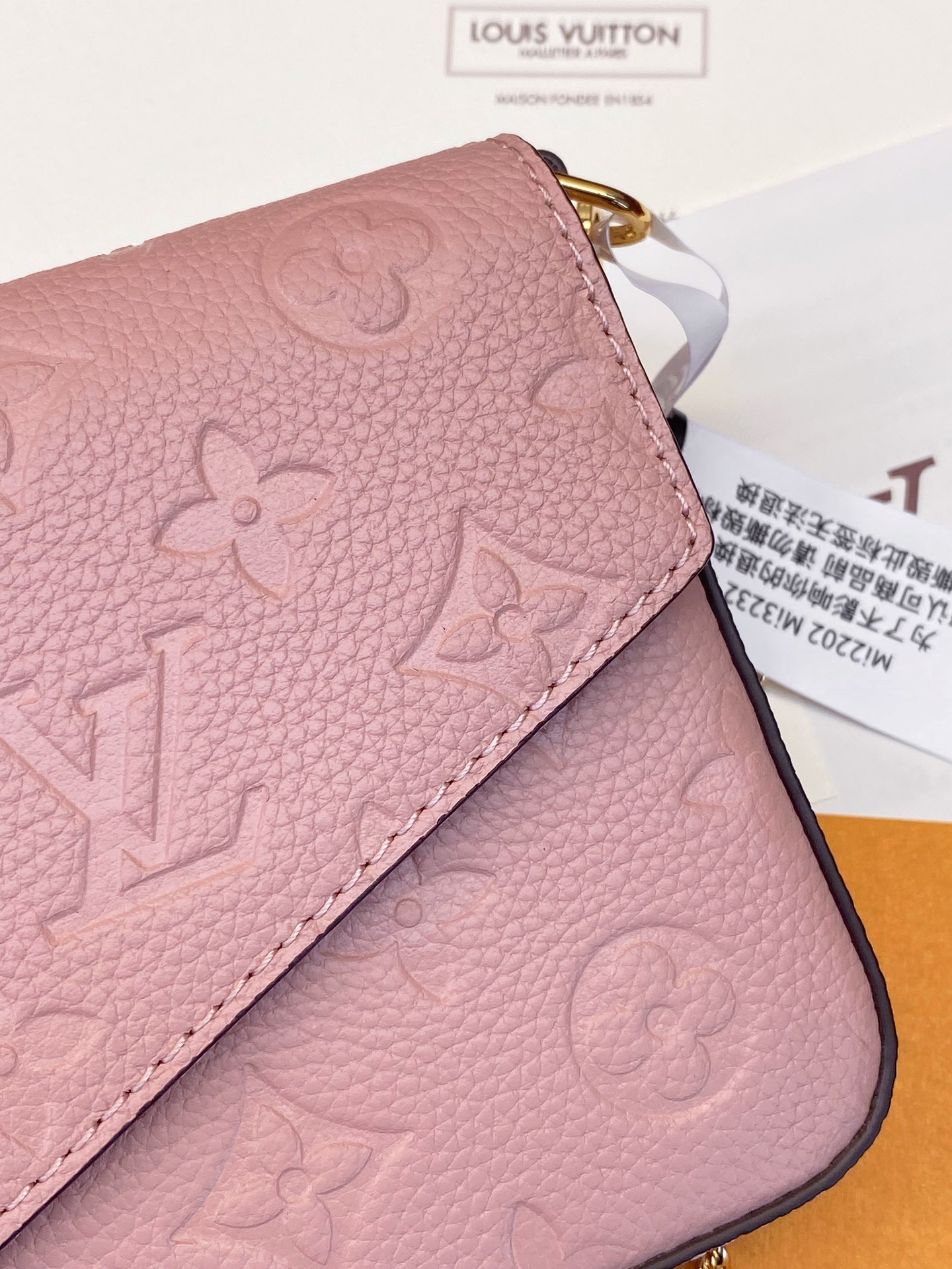 M64064 粉色 Pochette Félicie 链条包 Monogram Empreinte 皮革