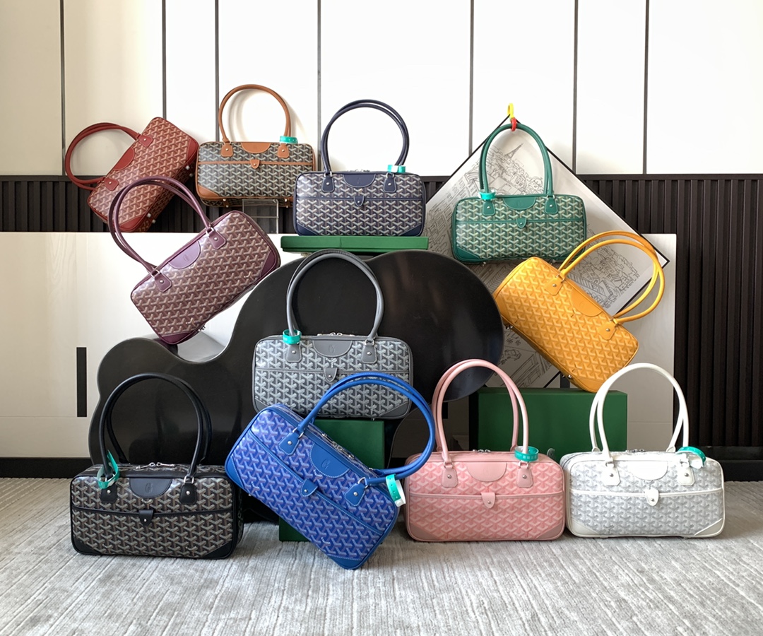 goyard vintage medieval baguette bagdog tooth collection