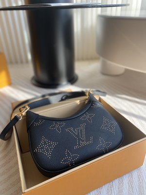 Where to buy High Quality Louis Vuitton Bags Handbags Black Rivets Empreinte​ Underarm M46735