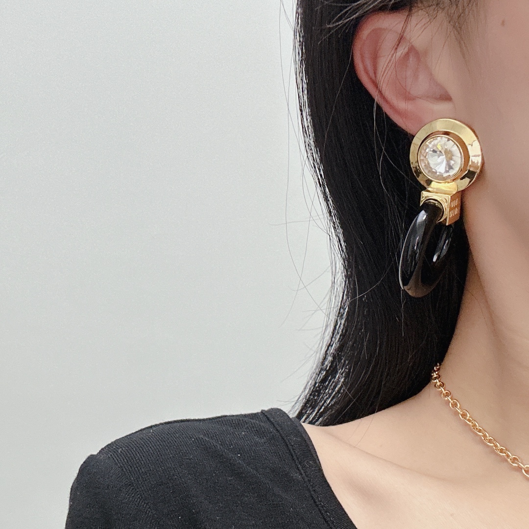미우미우 귀걸이 60977 Miu Miu Earrings