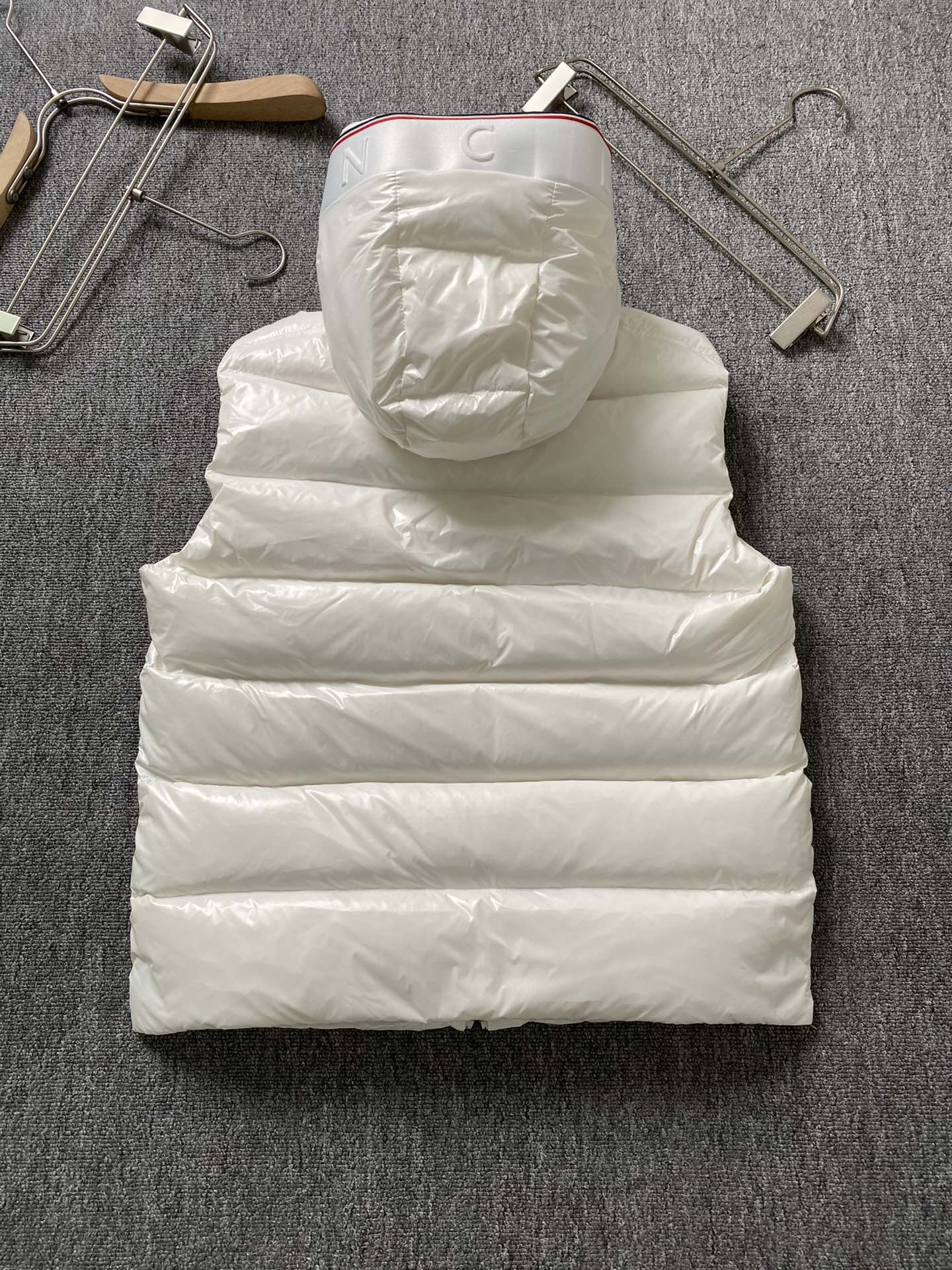 蒙家霸占冬季的单品是羽绒啦既要实用又要有颜值首选Moncler！今天奉上一款Monclerstellai